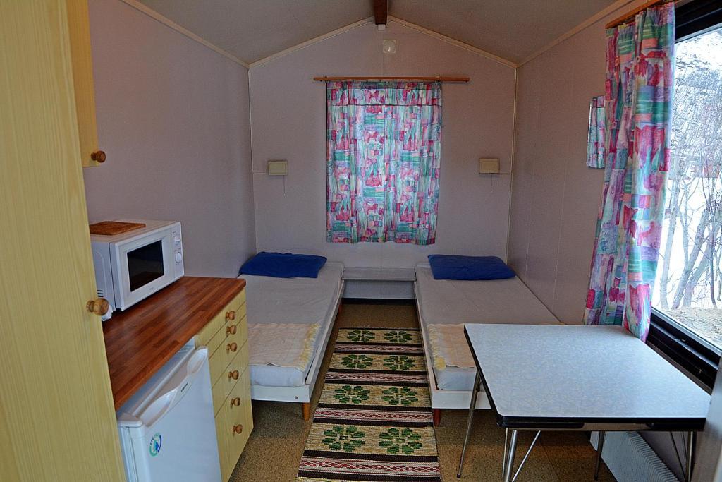 Basecamp Birtavarre Zimmer foto